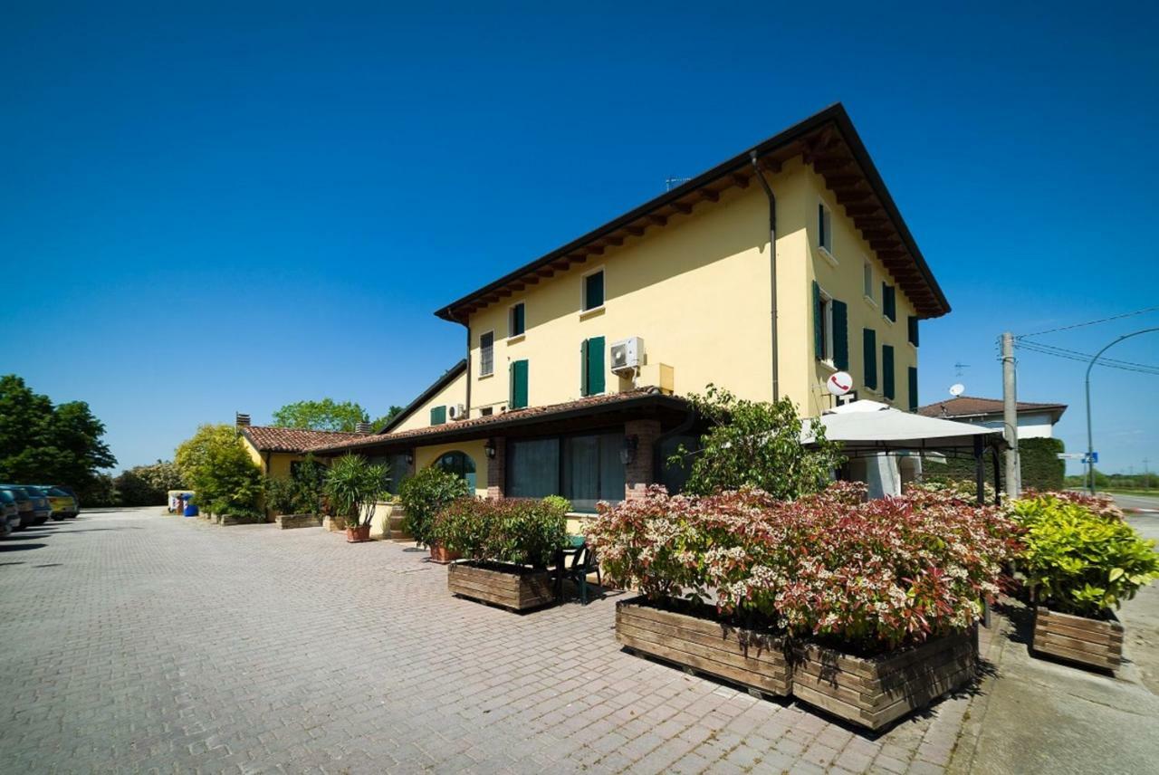 Bed and Breakfast Rifugio San Lorenzo Порто-Мантовано Экстерьер фото