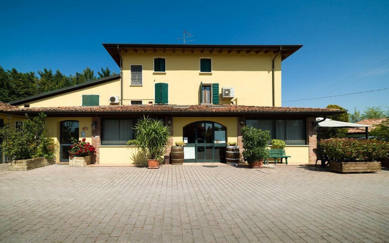 Bed and Breakfast Rifugio San Lorenzo Порто-Мантовано Экстерьер фото